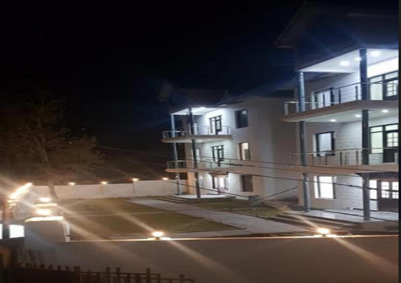 Hotel Kargil Heights Exterior foto