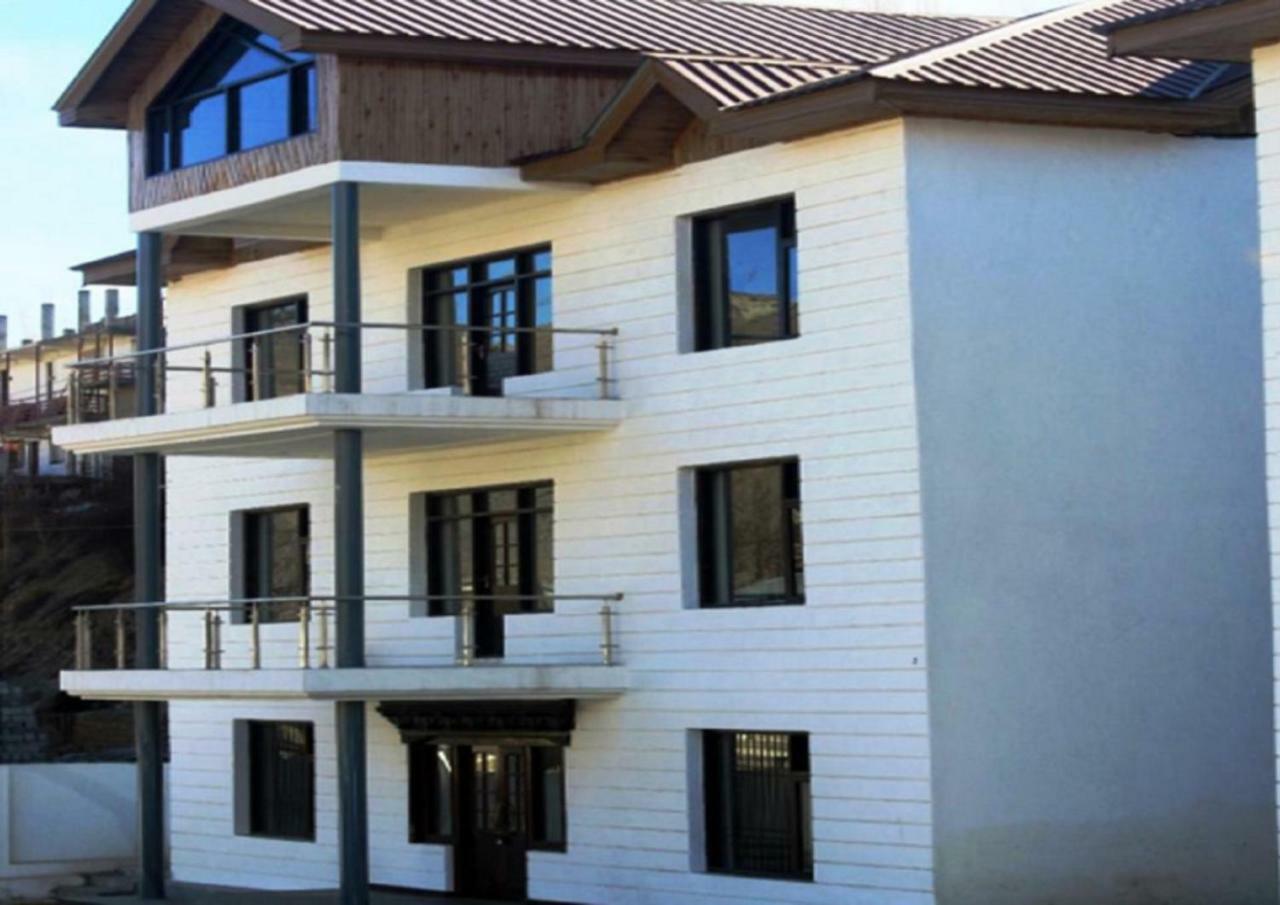 Hotel Kargil Heights Exterior foto