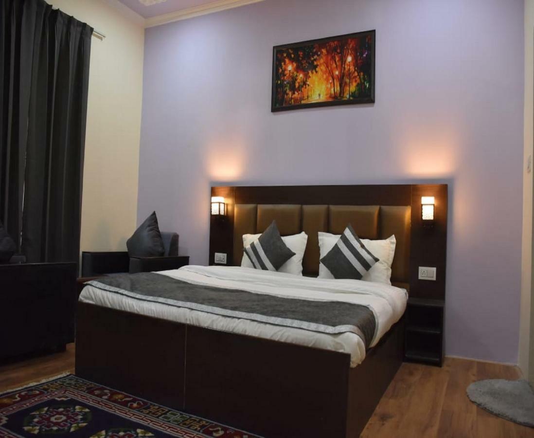 Hotel Kargil Heights Exterior foto